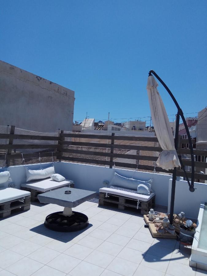 Simple And Special Apartment Ermoupoli Bagian luar foto