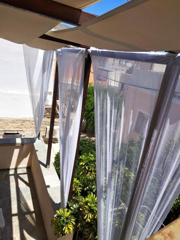Simple And Special Apartment Ermoupoli Bagian luar foto
