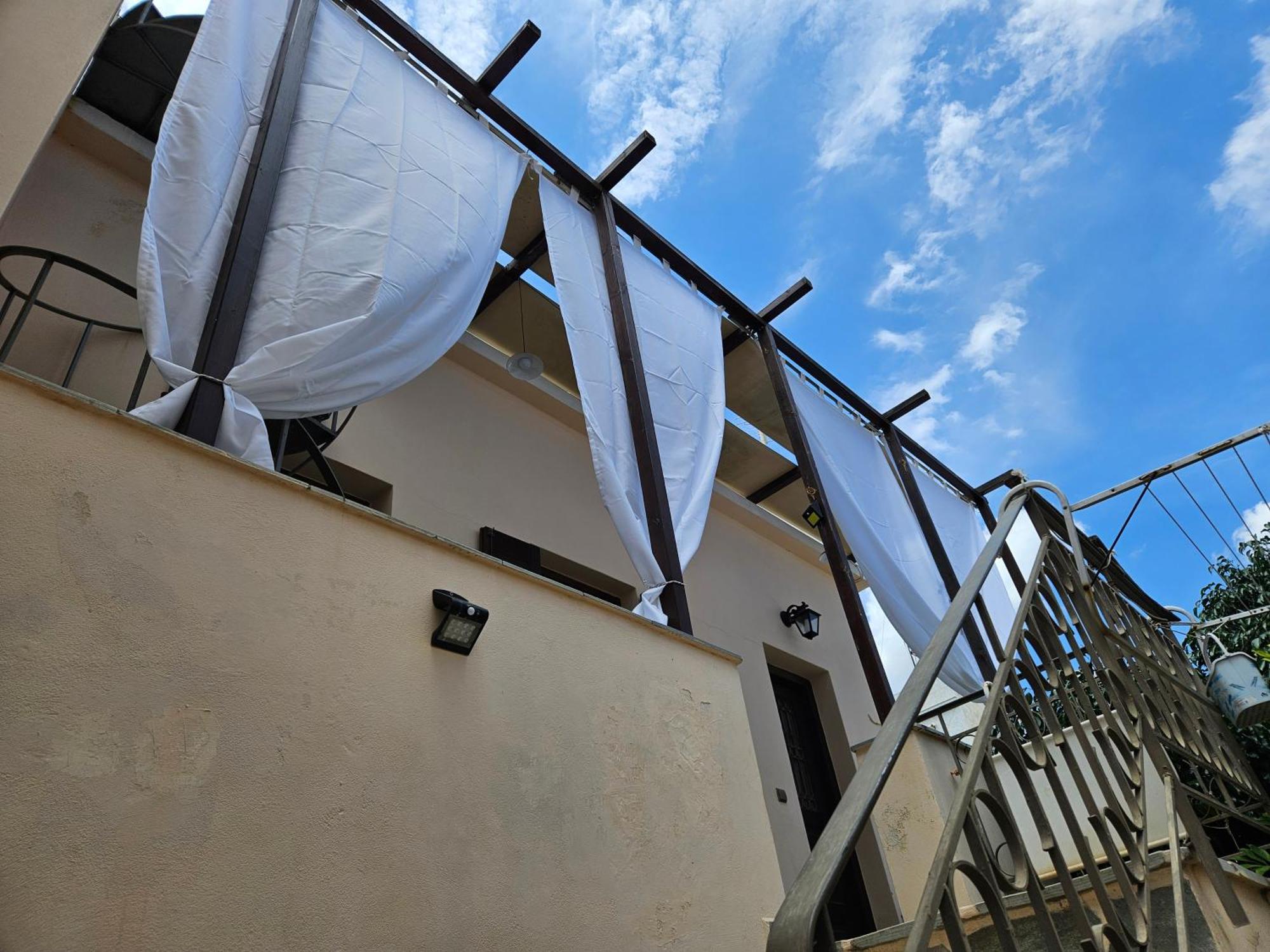 Simple And Special Apartment Ermoupoli Bagian luar foto